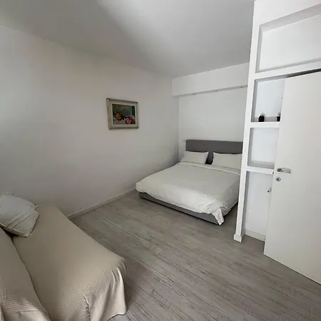 Laurina House-3
